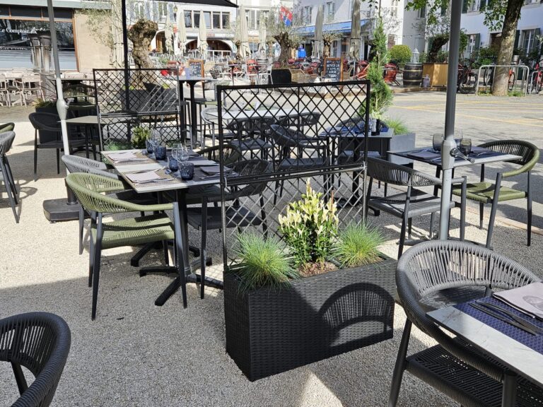 c5887686-d4c5-49cb-ba64-afe7a06b0147