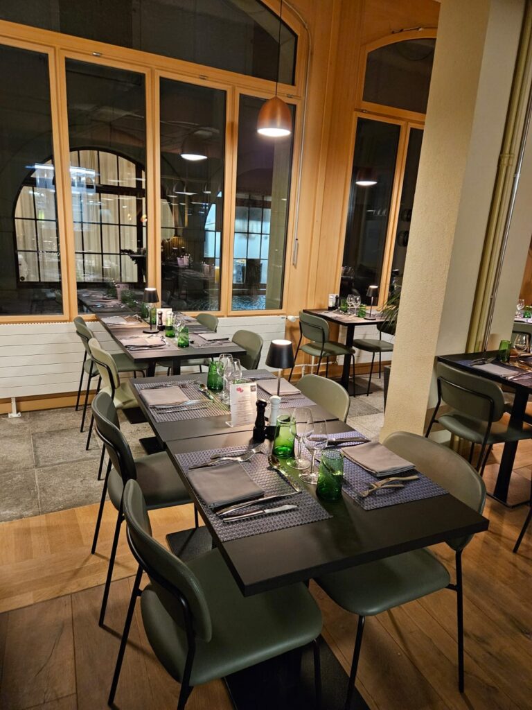 ccbcc72b-57c6-49c2-9893-fdee4f75731a