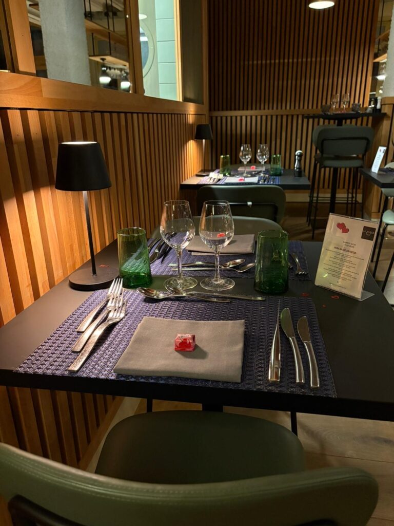 ff075b44-d24d-4074-89eb-aa8e875ef190